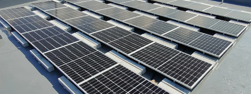 太陽光発電～屋根に穴を空けない新工法～